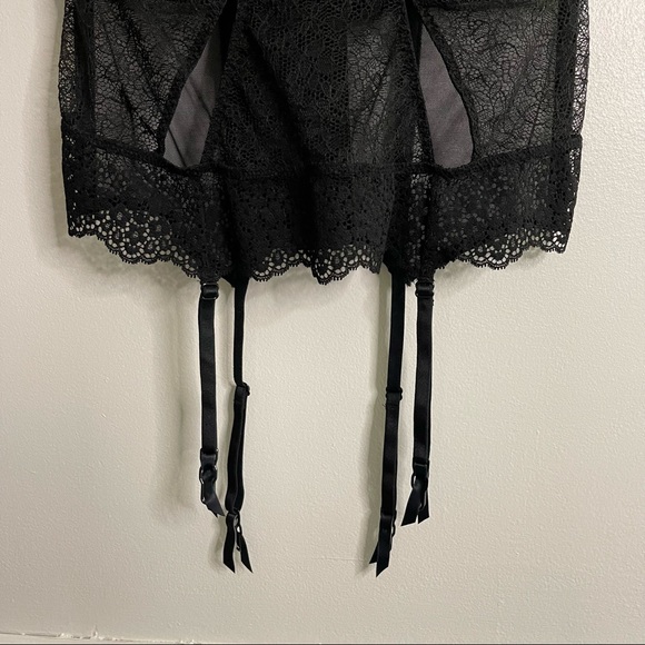 Victoria’s Secret Cup-Lace Corset With Garter, S - Picture 8 of 10